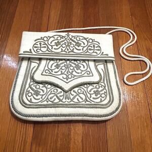 Vintage Beige Moroccan Handmade Berber Purse. Vintage Leather Embroidered Bag